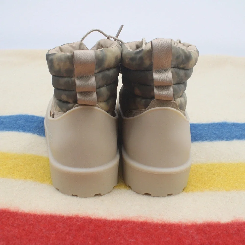 Mens Modern Classic Maxi Mini Lace Weather Boot Camo Smokescreen UGG 1143990